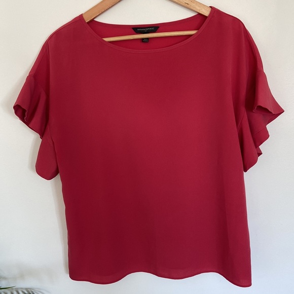 Fuchsia short sleeve blouse 👚 - Picture 2 of 4